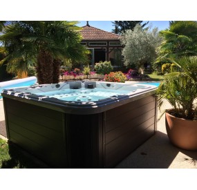 BO 575 Spa 5 places 2 allongées Aquatech-spa