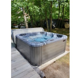 BO 575 Spa 5 places 2 allongées Aquatech-spa