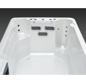 S520 Spa de nage en 5,20m coté nage