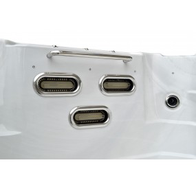 SPA DE NAGE S572  3 TURBO JETS