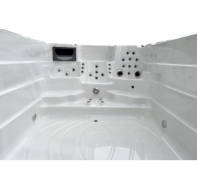 SPA DE NAGE S572