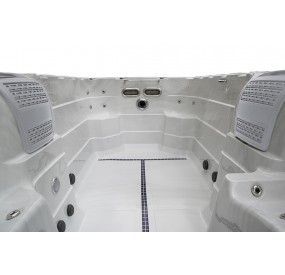 SPA DE NAGE SR450XL Spa de nage avec Rivers Jets vue intérieur