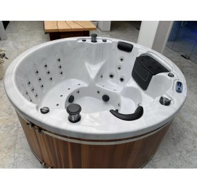RONDO 6PLACES - Exclusivité AQUATECH-SPA vue 3/4