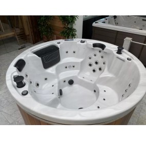 RONDO 6PLACES - Exclusivité AQUATECH-SPA - Vue Face