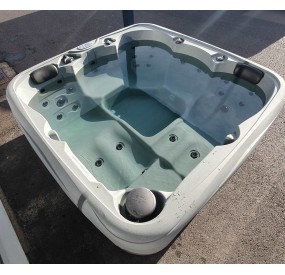 SPA ROTOMULE - en eau - Superbe.