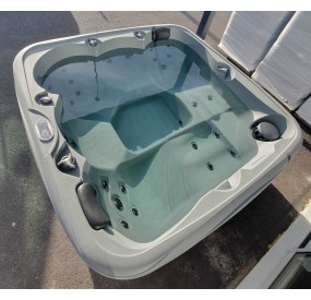 SPA ROTOMULE - vue de dessus en eau.