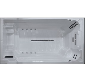 SPA DE NATATION 550 X 245 X 162 - TRES LARGE et profond